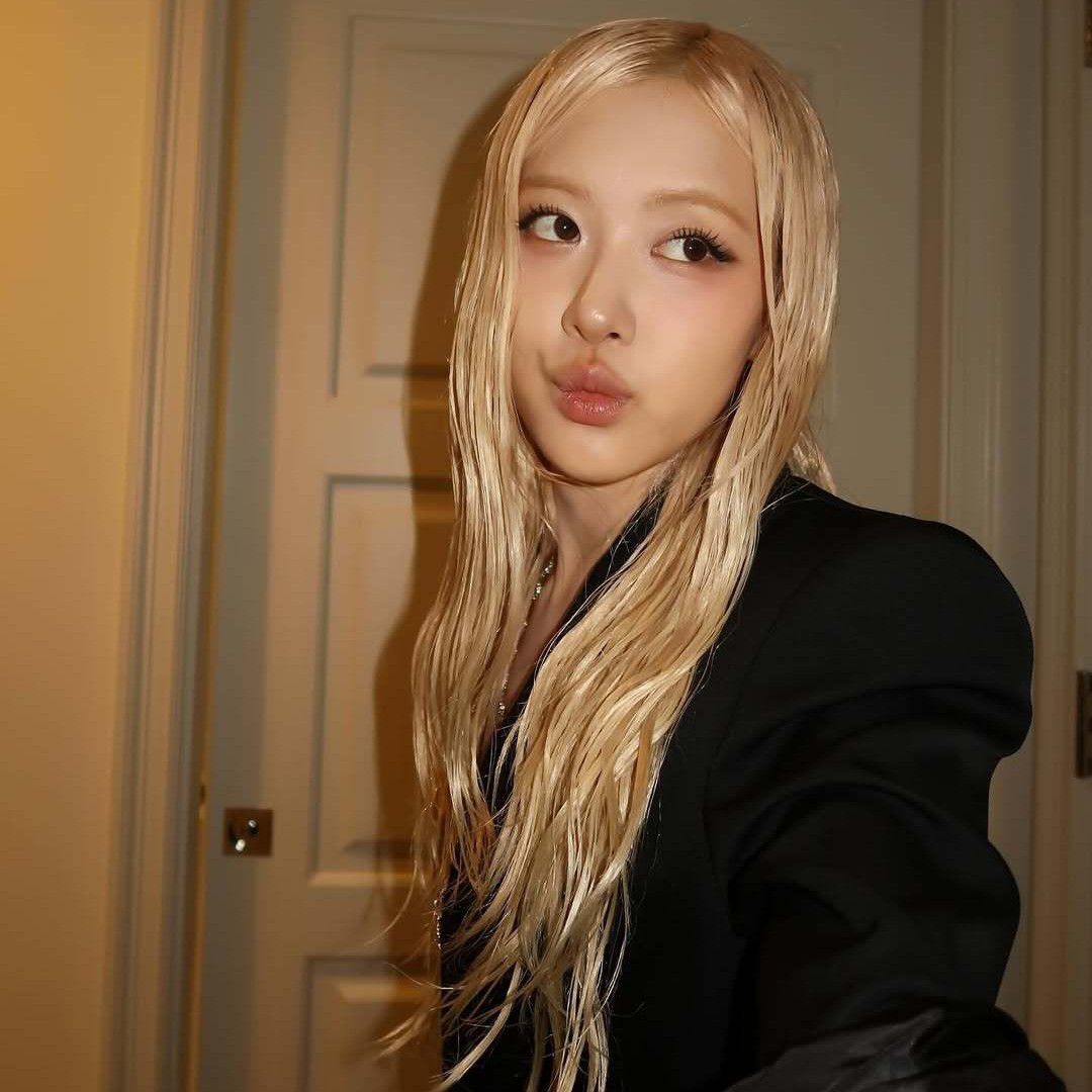 ROSÉ (BLACKPINK)粉絲拍下的瞬間