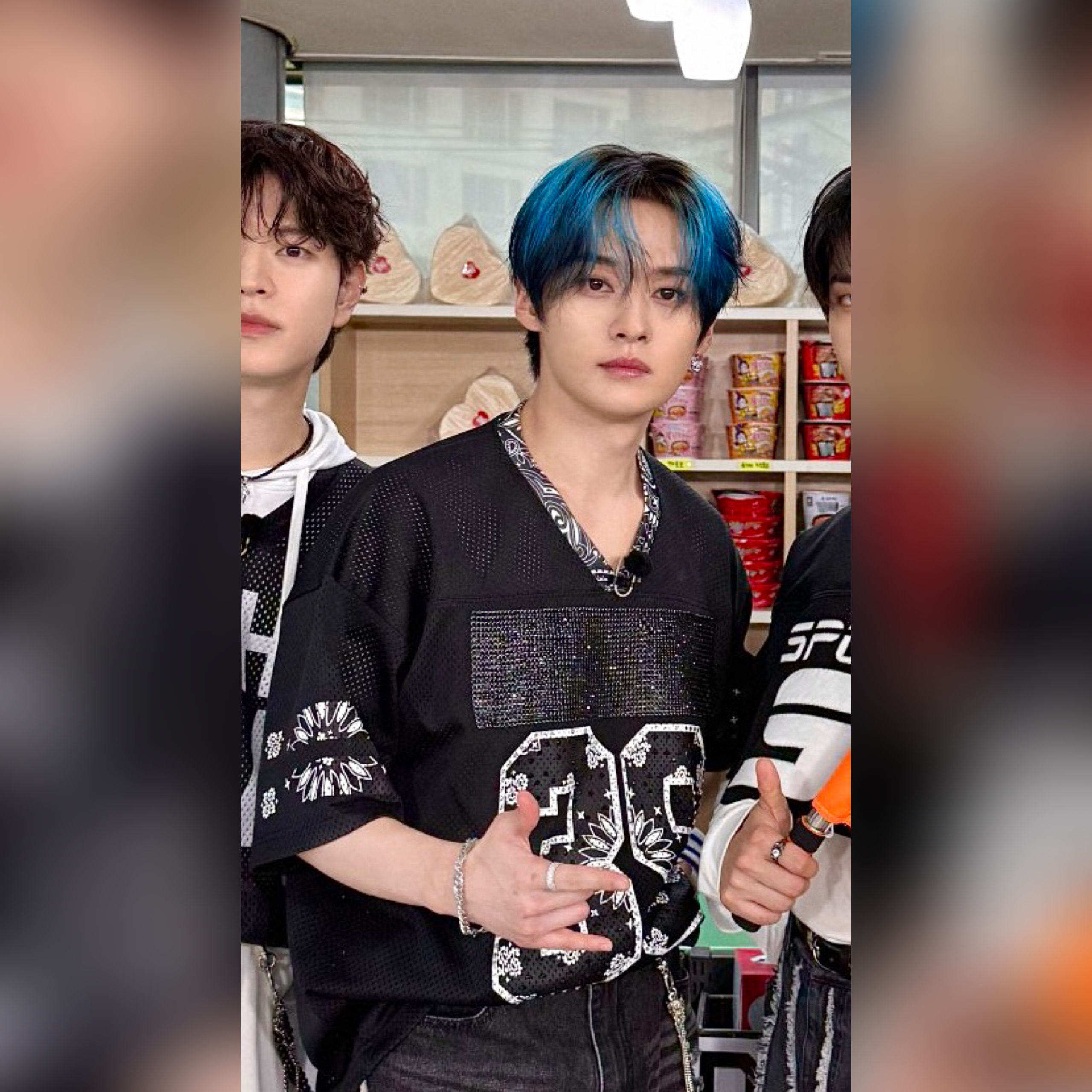 A moment captured by Lee Know (Stray Kids)'s fan