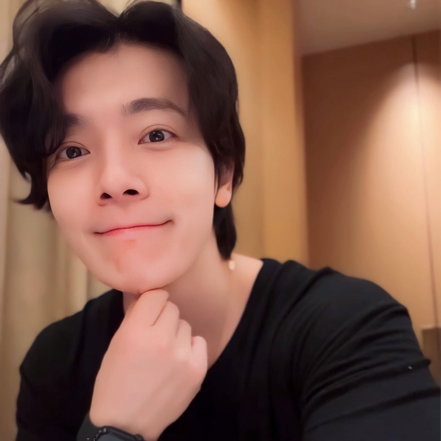 A moment captured by Donghae (Super Junior)'s fan
