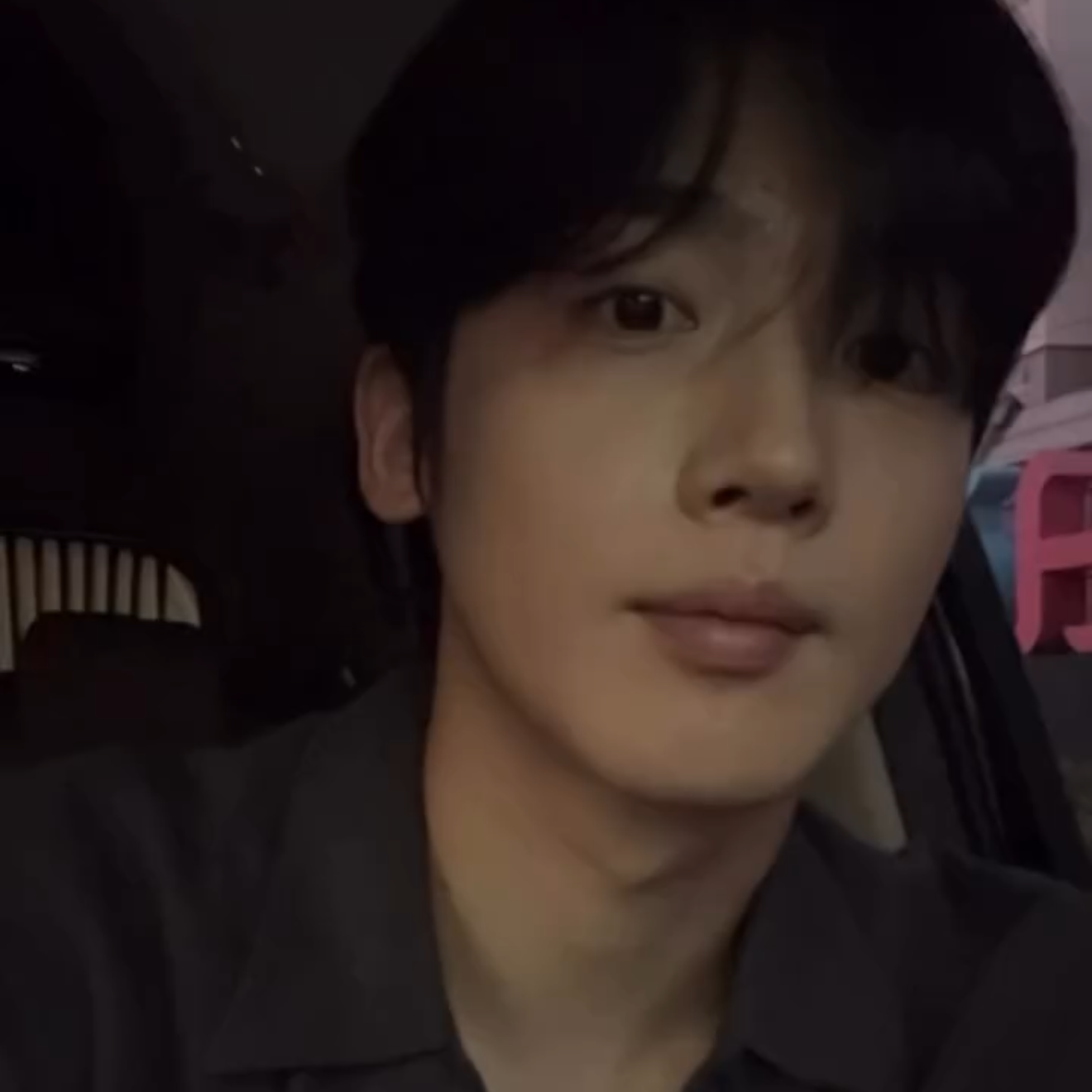 Behind-the-scenes cut of Kim Yohan (WEi)