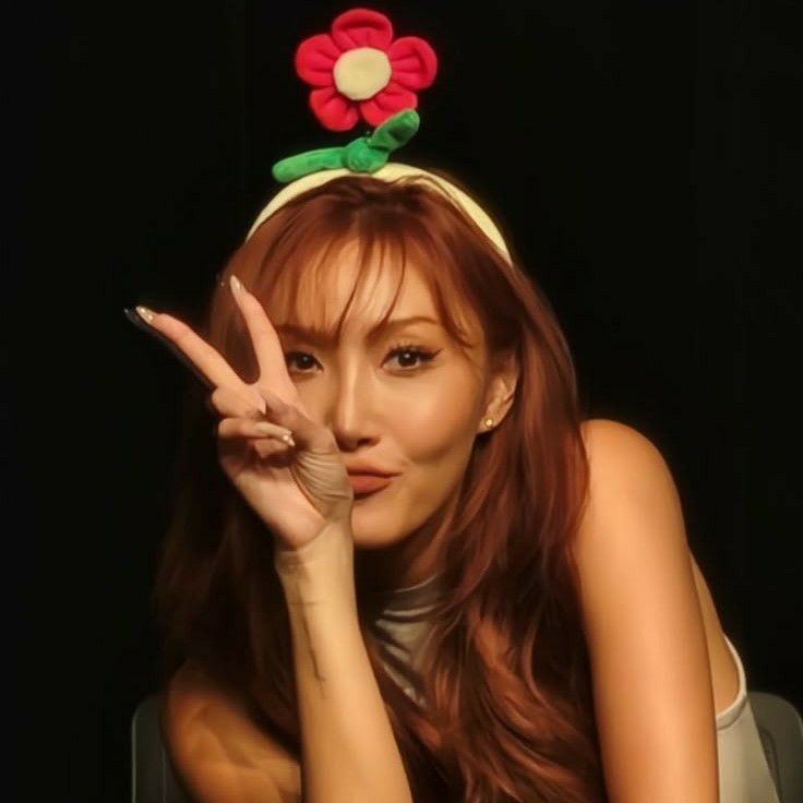 A moment captured by Hwasa (MAMAMOO)'s fan
