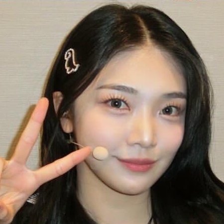 A moment captured by Onda (EVERGLOW)'s fan