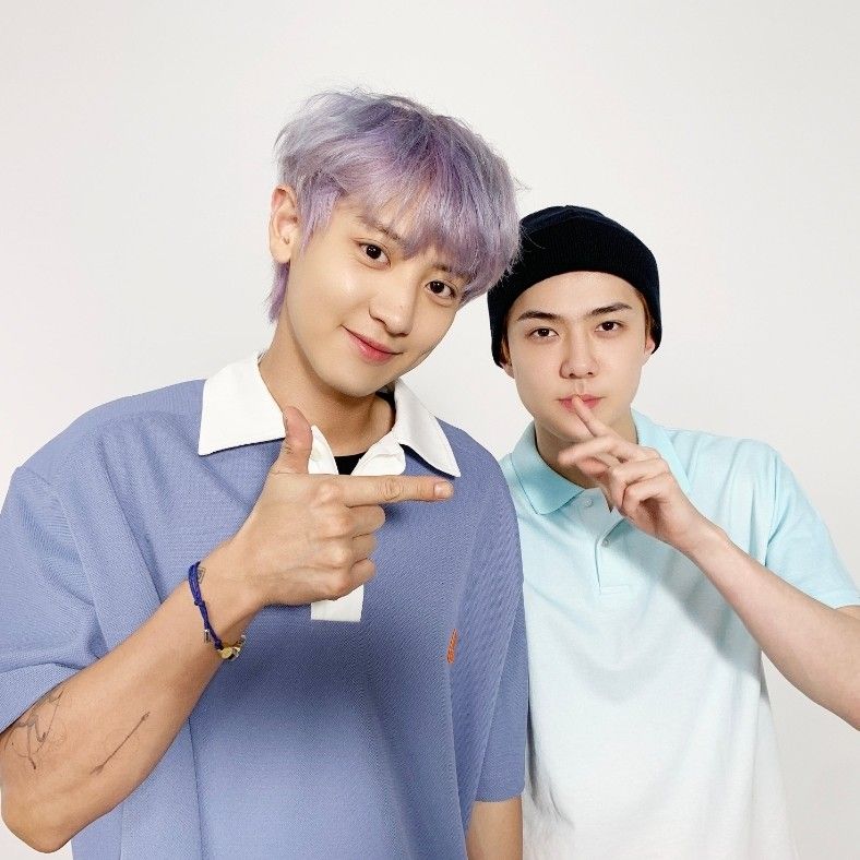 Momen yang diabadikan oleh penggemar EXO
