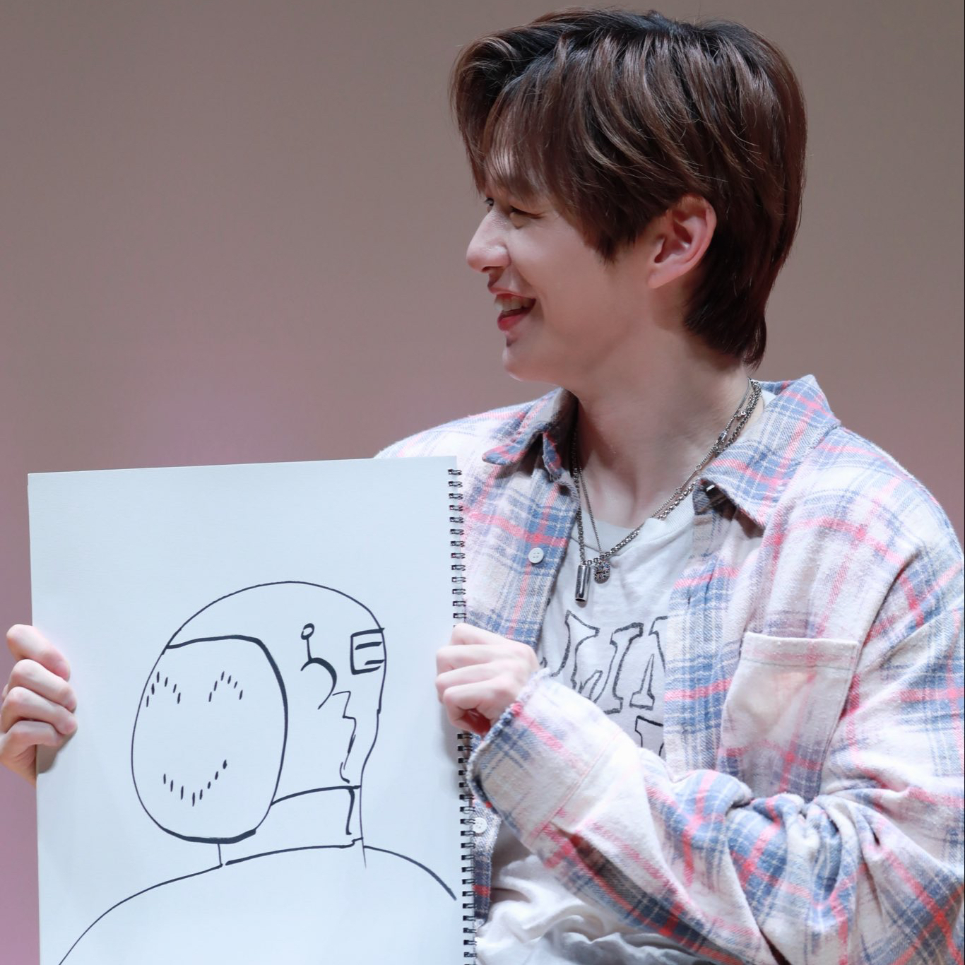 Latest photo of Kang Daniel