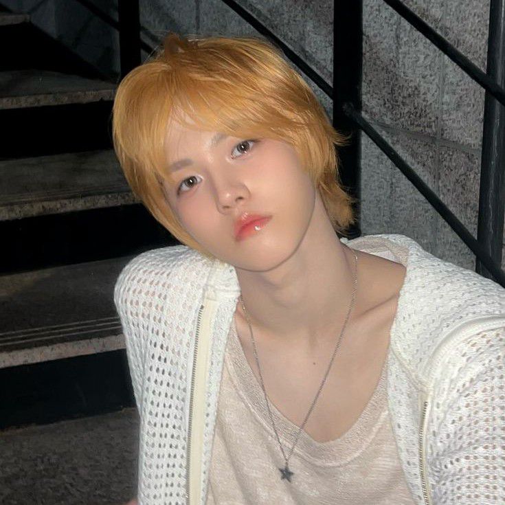 Behind-the-scenes cut of Park Juwon (AHOF)
