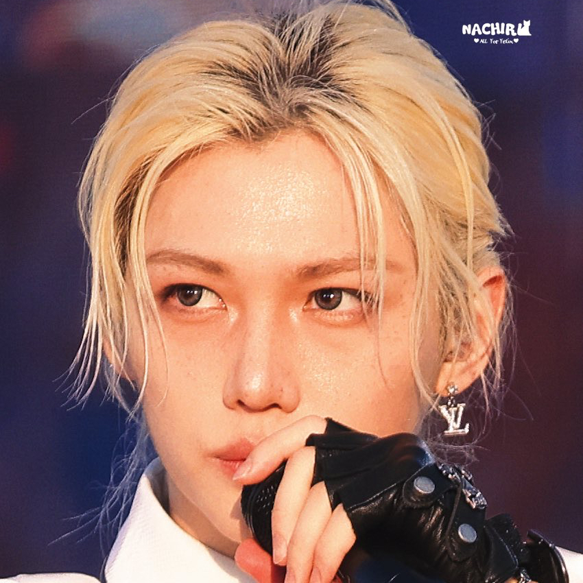 Behind-the-scenes cut of Felix (Stray Kids)