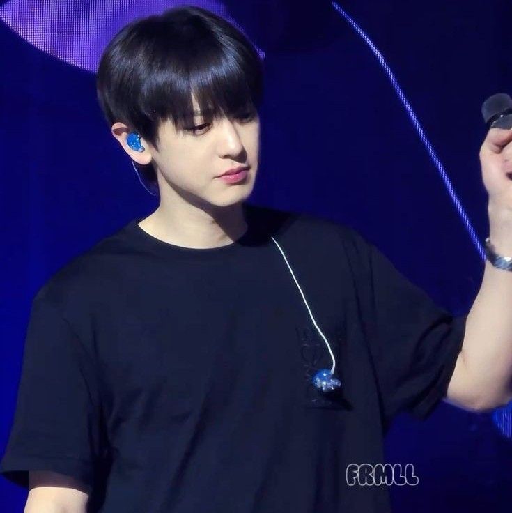 A moment captured by Chanyeol (EXO)'s fan
