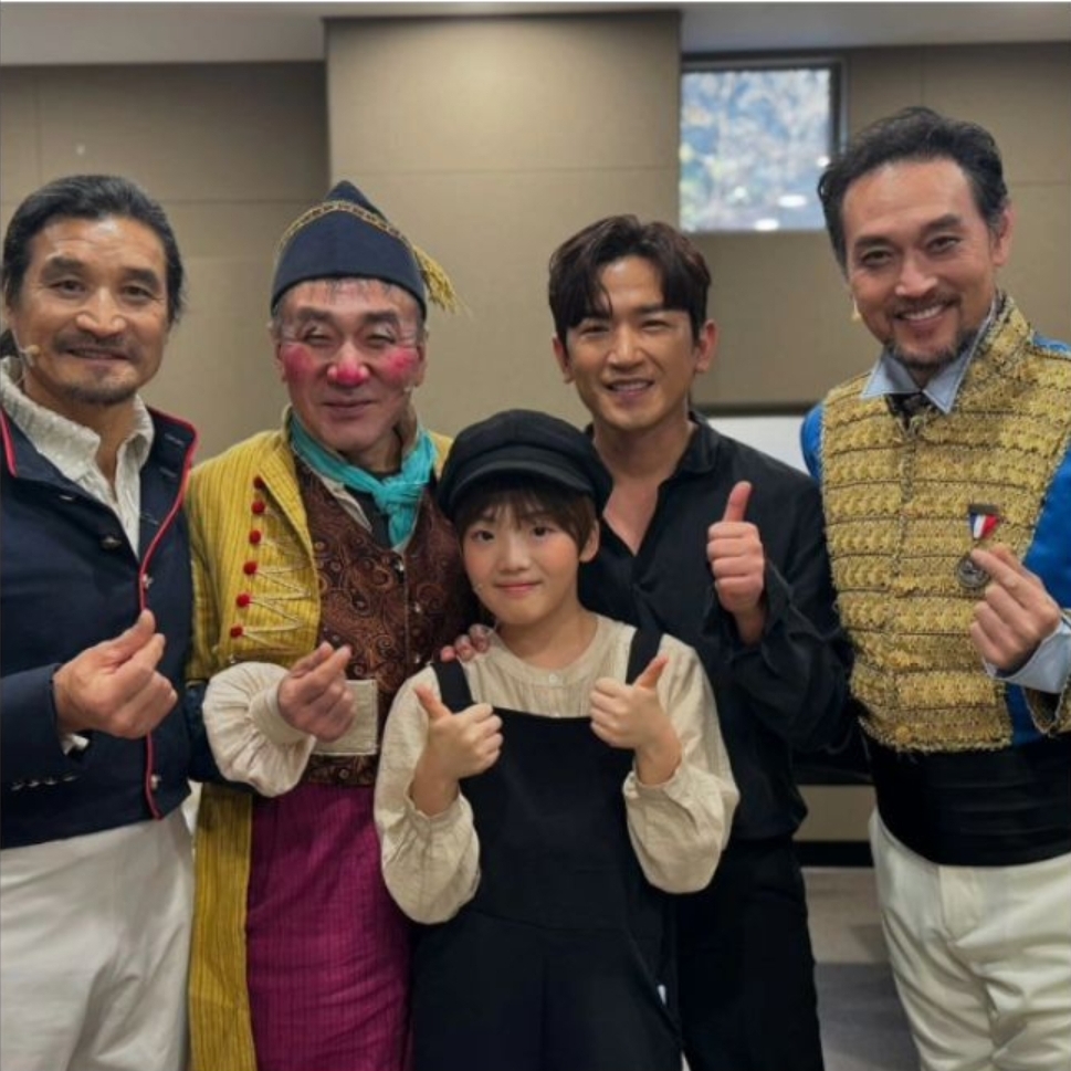 Recent activity shot of Lee Minwoo (SHINHWA)