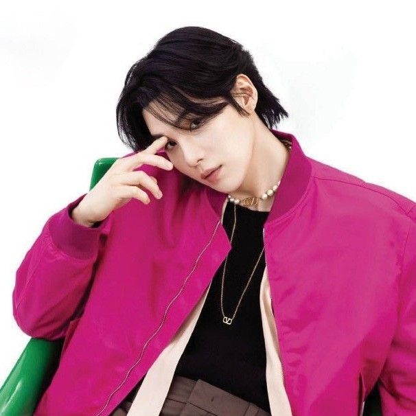 Behind-the-scenes cut of SUGA (BTS)