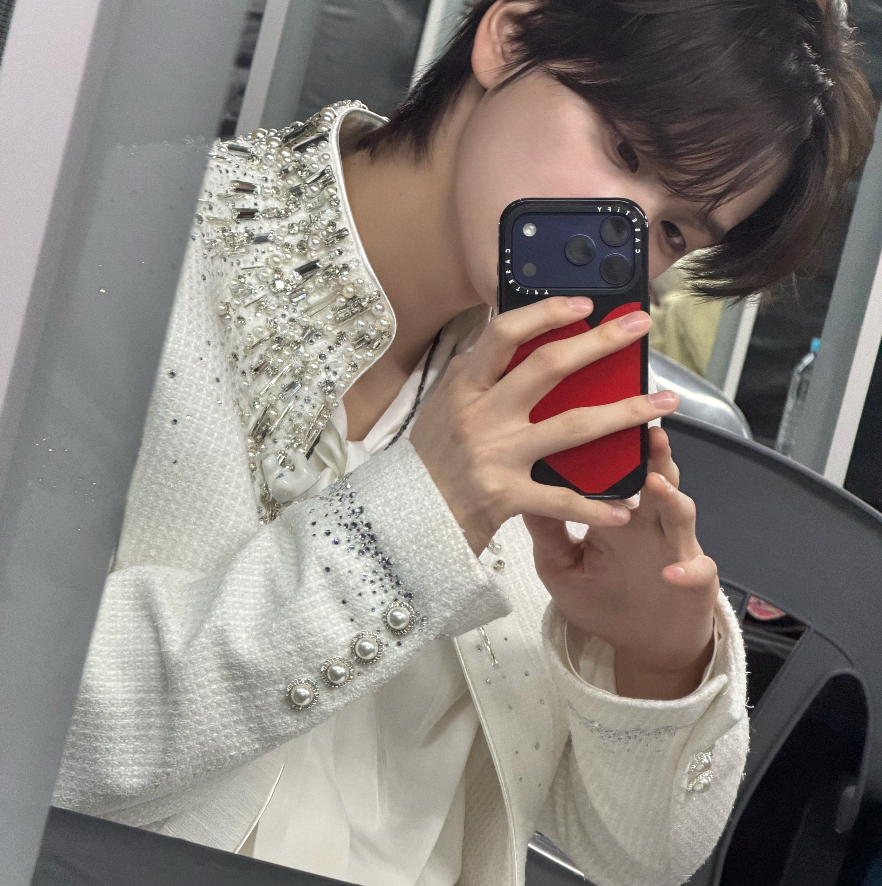 Behind-the-scenes cut of TWS