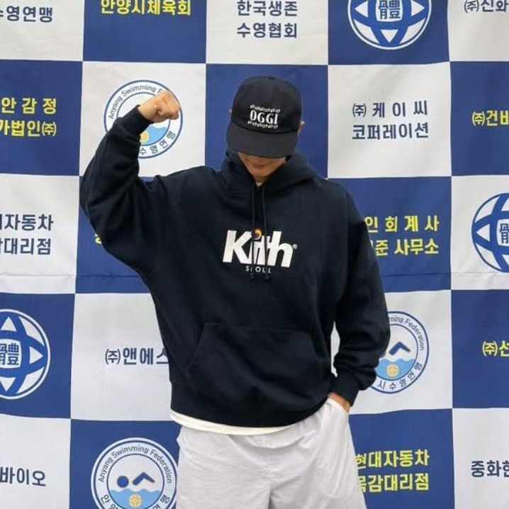 Recent activity shot of Minho (SHINee)