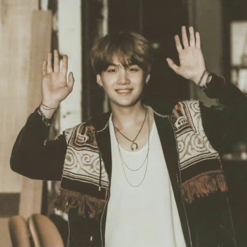 Behind-the-scenes cut of SUGA (BTS)