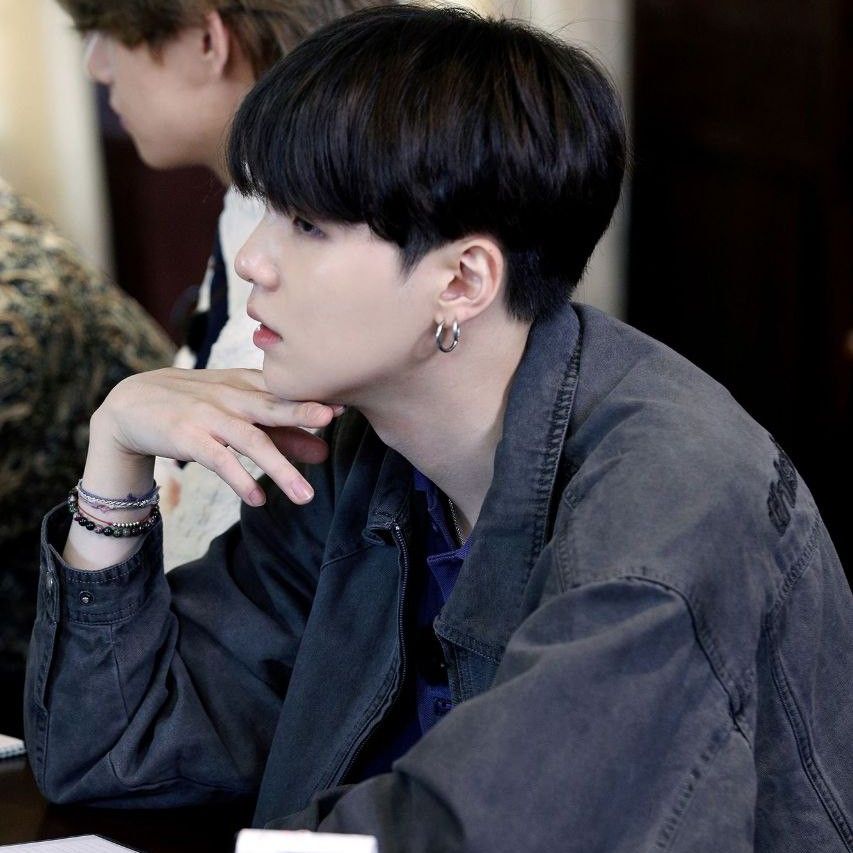 슈가 (방탄소년단) 최근 활동샷