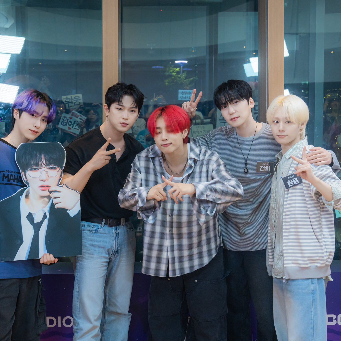 Behind-the-scenes cut of LEE DO (ONEUS)