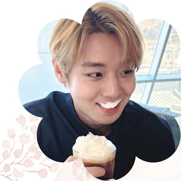 Behind-the-scenes cut of Park Jihoon