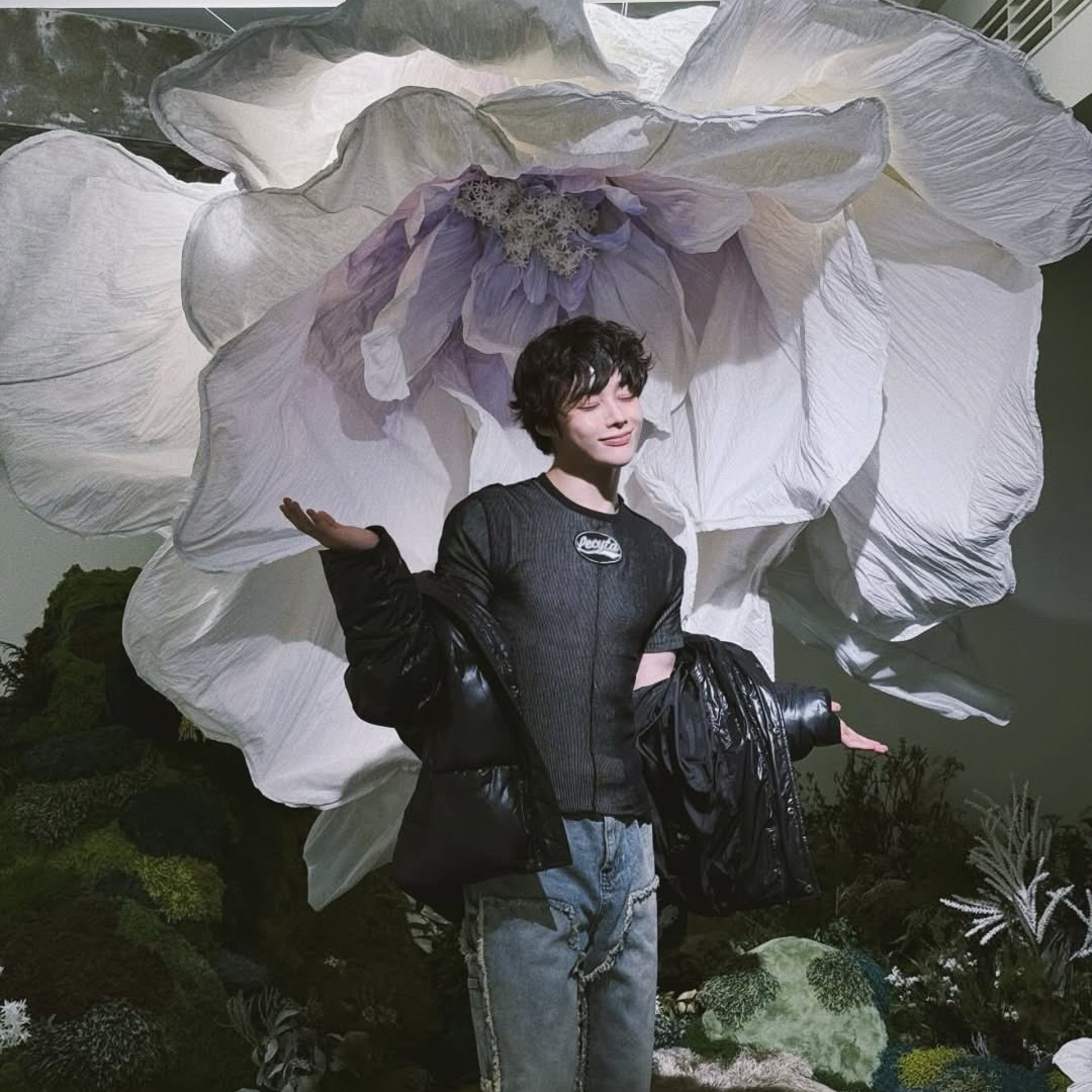 Recent activity shot of Hanbin (TEMPEST)