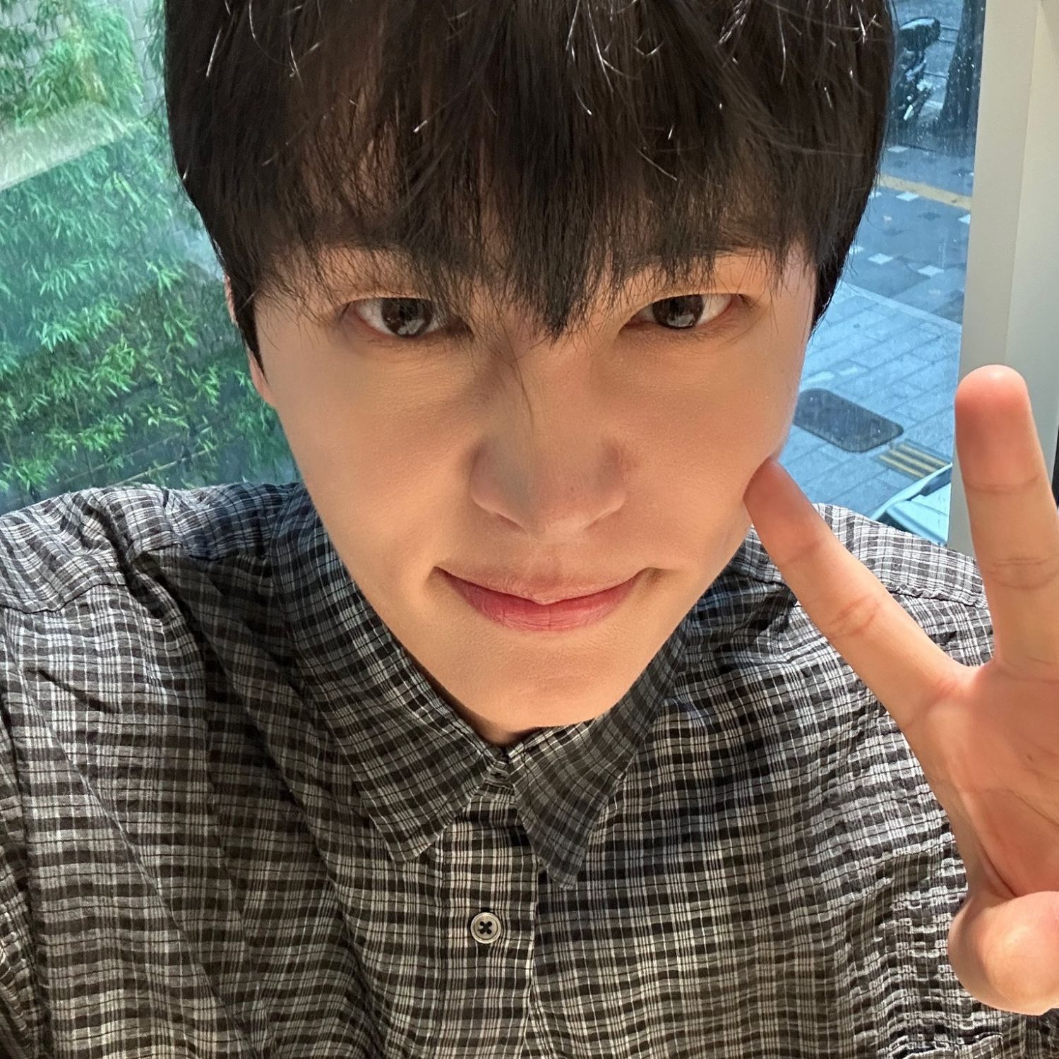 Behind-the-scenes cut of Jaeyoon (SF9)