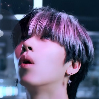 Recent activity shot of Hanjun (n.SSign)