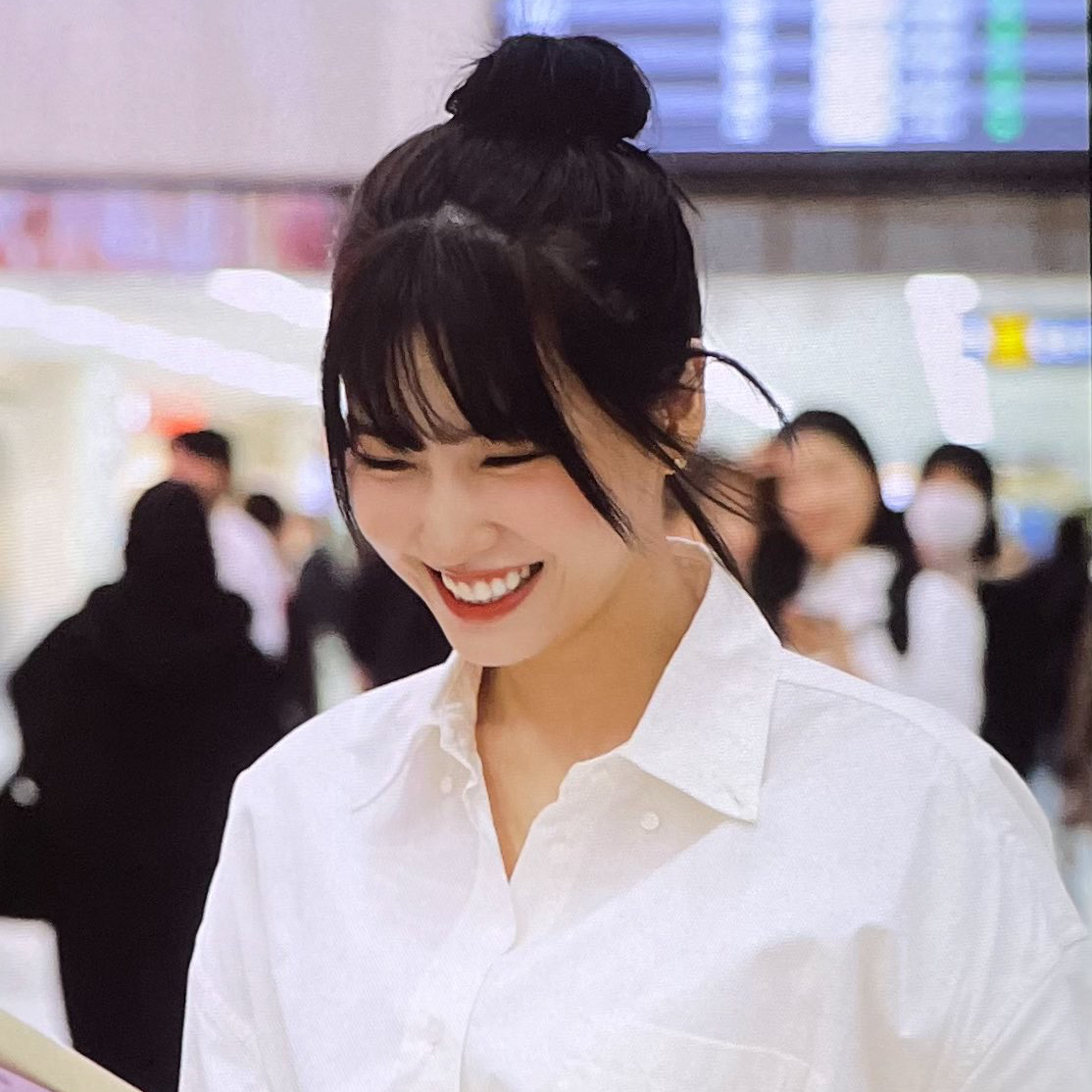 A moment captured by Momo (TWICE)'s fan