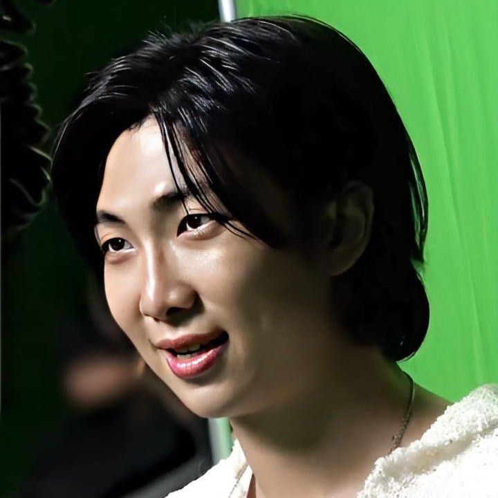 Potret di balik layar RM (BTS)