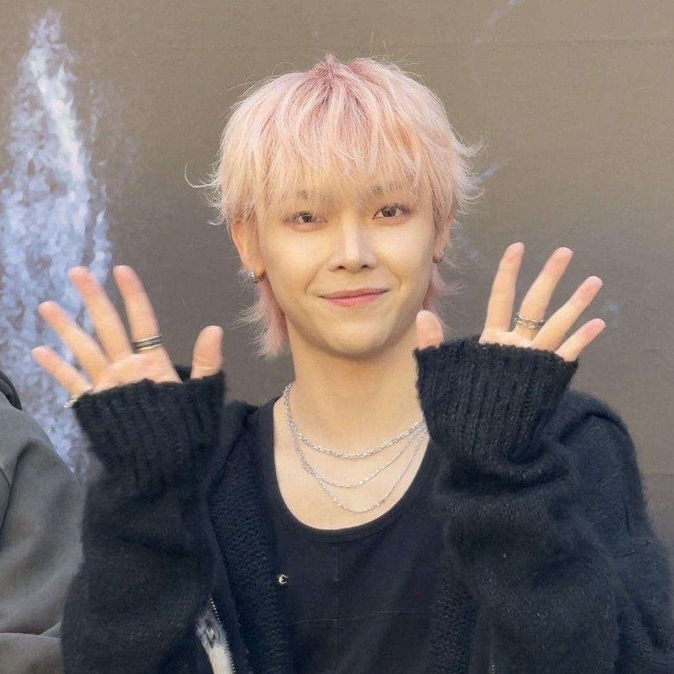 Nicholas (&TEAM)的最新照片