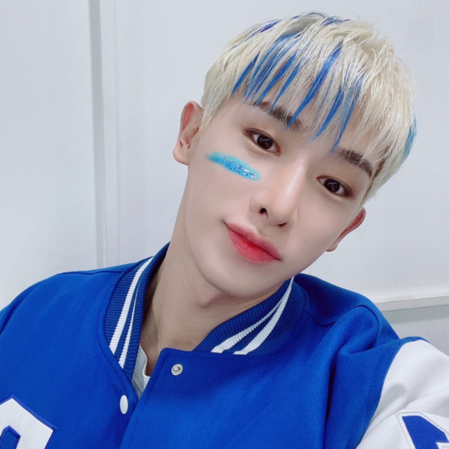 Recent activity shot of Wonho