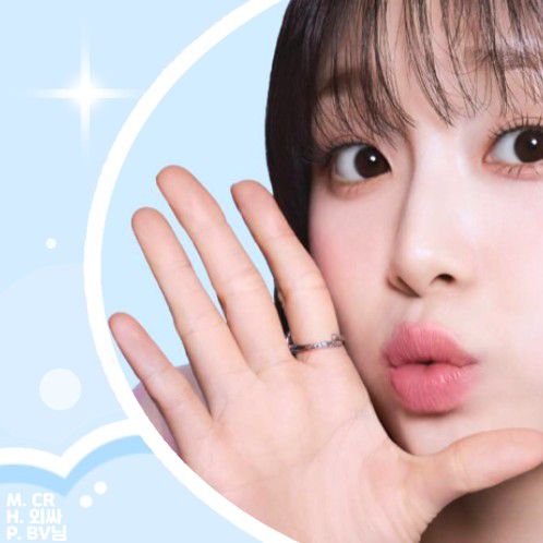 Behind-the-scenes cut of Chuu