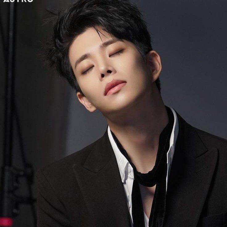 MJ (ASTRO)の最新写真