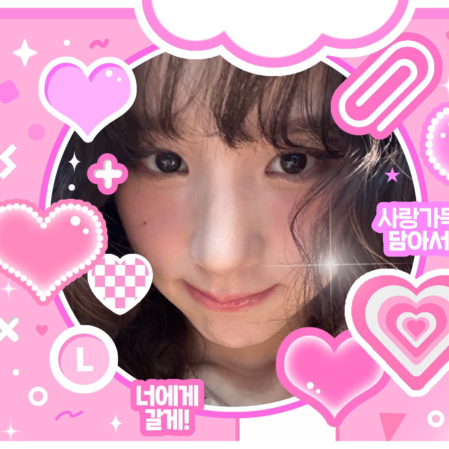 Behind-the-scenes cut of HeeJin (ARTMS)