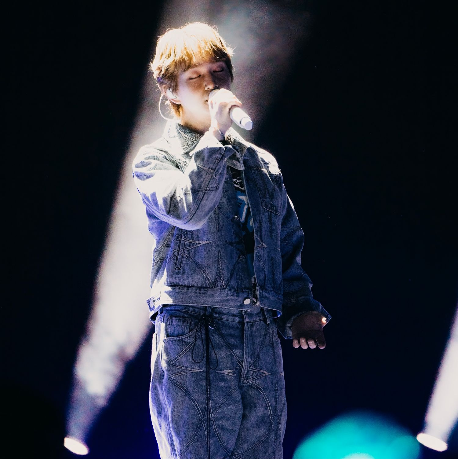 Latest photo of Onew (SHINee)