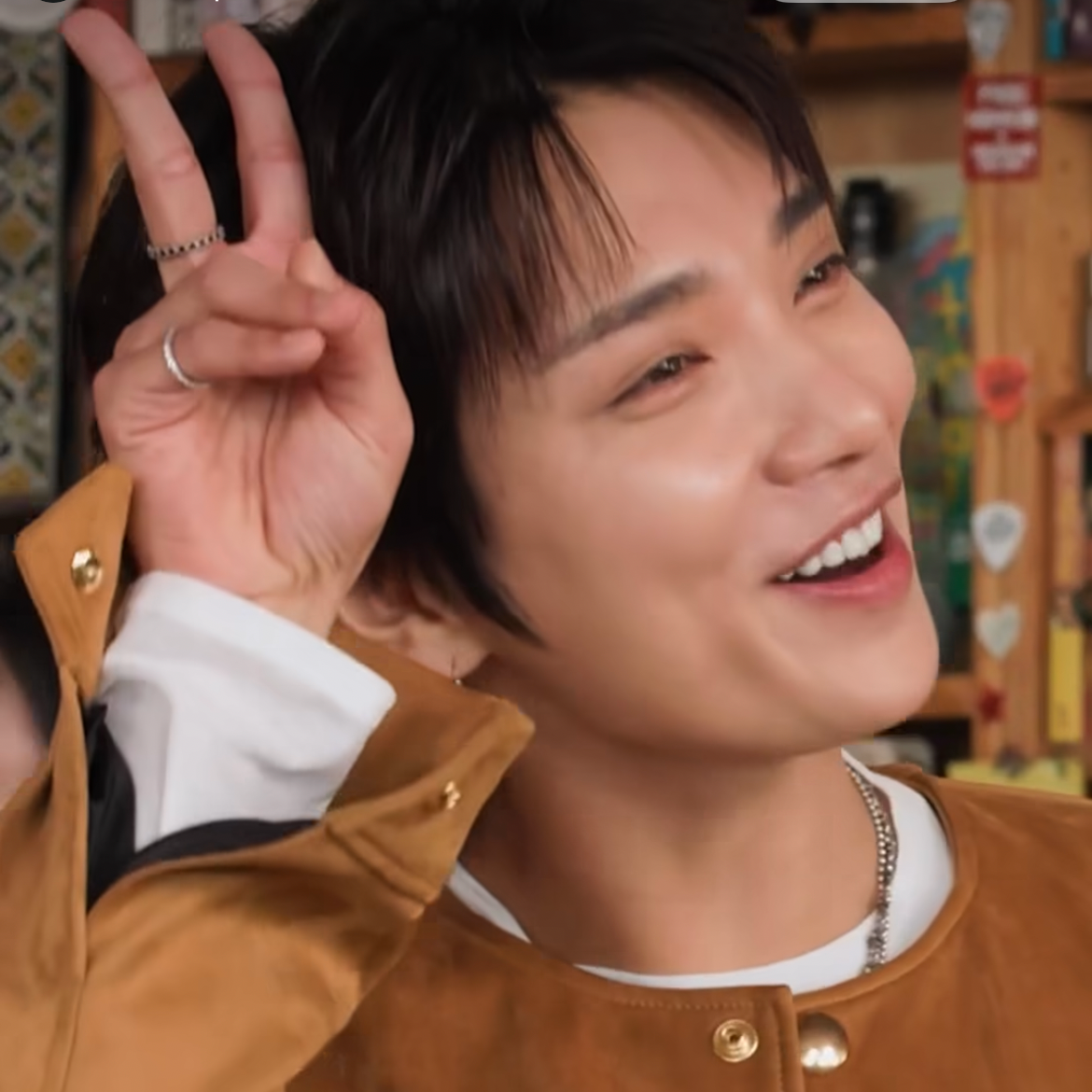 Foto aktivitas terbaru Joshua (SEVENTEEN)