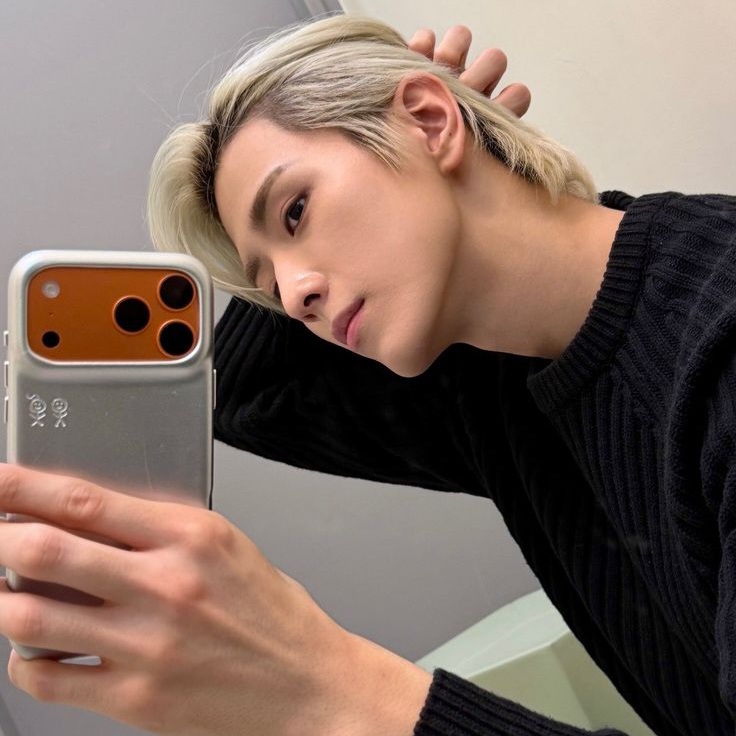 A moment captured by Yonghee (CIX)'s fan