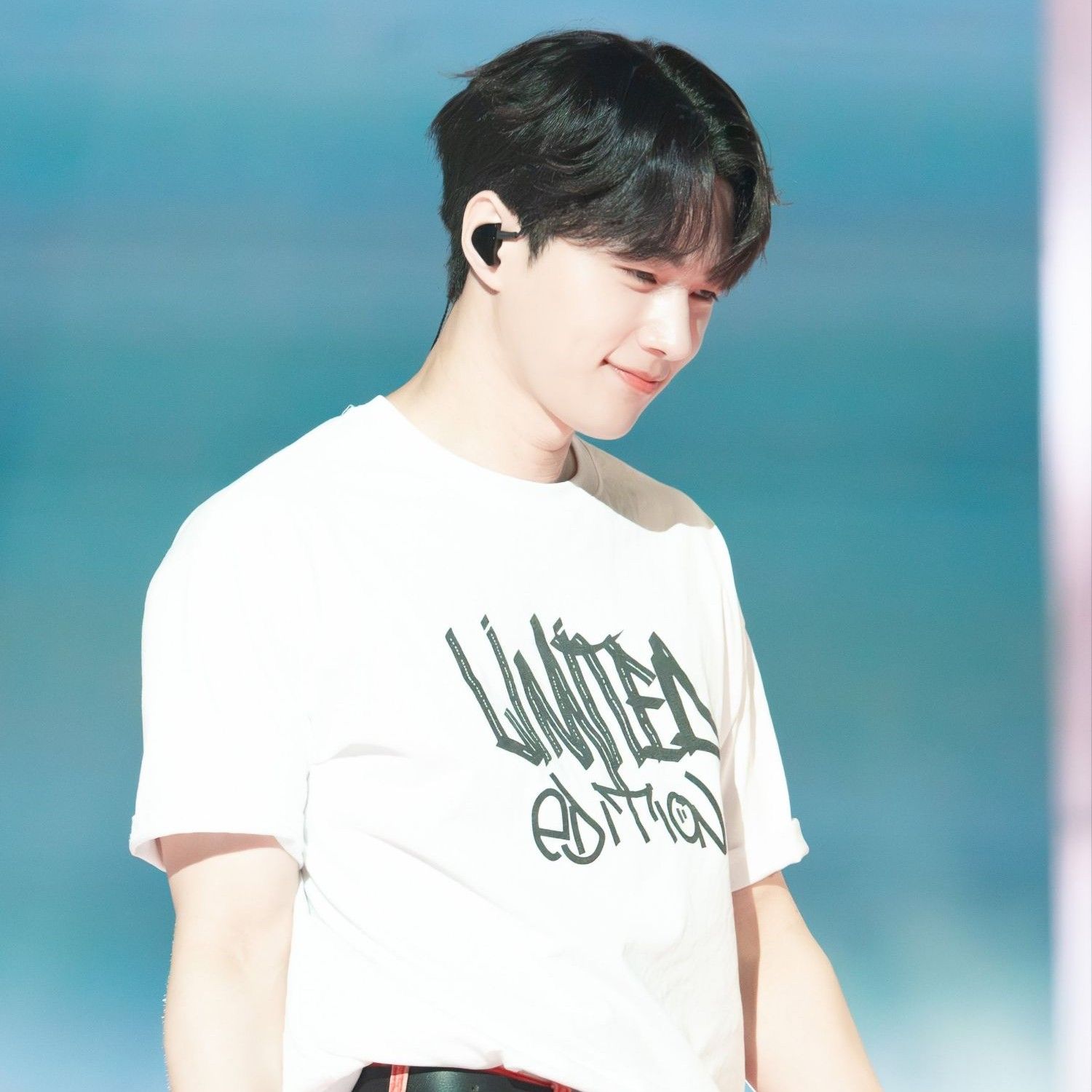 Recent activity shot of L (INFINITE)