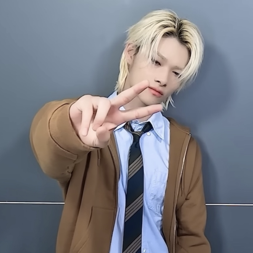 NI-KI (ENHYPEN)的最新照片