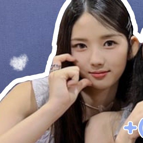 Latest photo of Kim Soomin (tripleS)