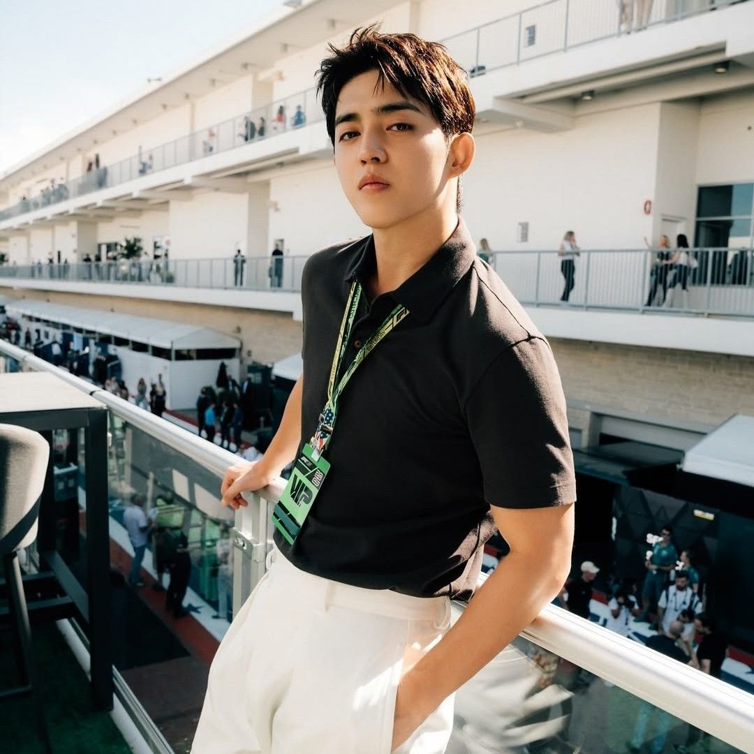 A moment captured by S.Coups (SEVENTEEN)'s fan