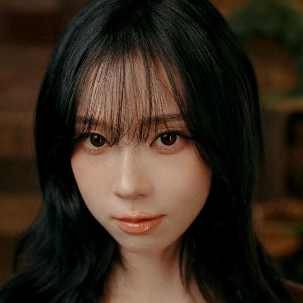 Winter (aespa)的最新照片