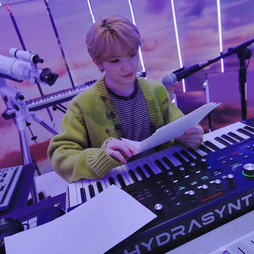 A moment captured by Woozi (SEVENTEEN)'s fan
