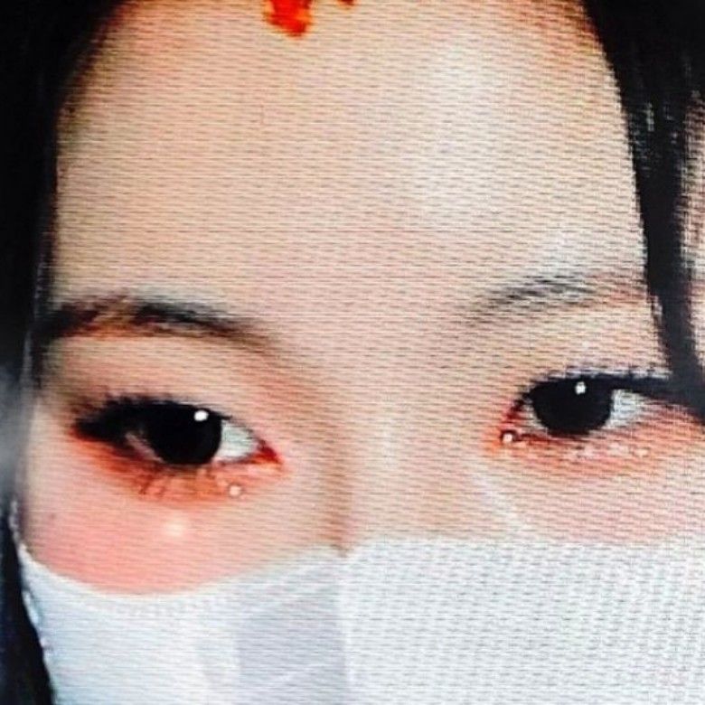 ギュジン (NMIXX)の最新写真