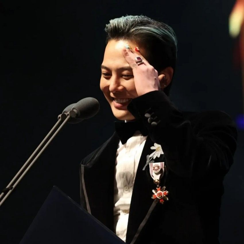 Behind-the-scenes cut of G-DRAGON (BIGBANG)