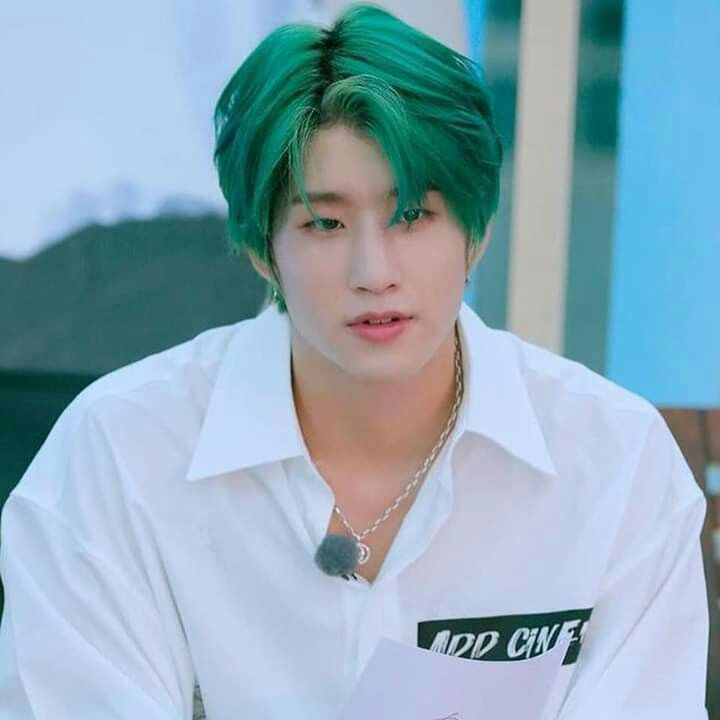Latest photo of Jinjin (ASTRO)