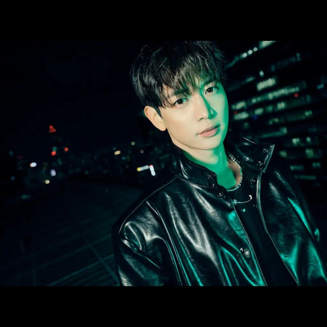 Behind-the-scenes cut of Minho (SHINee)