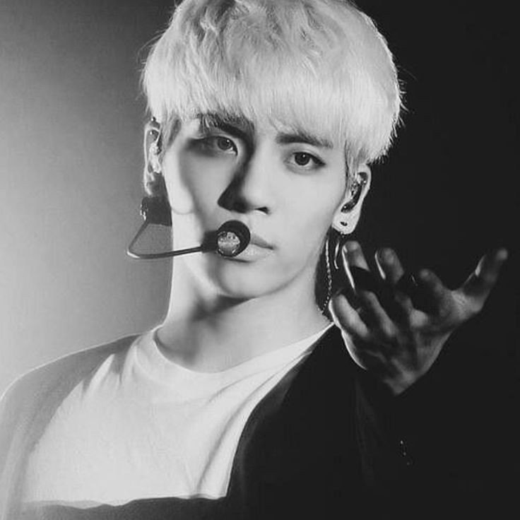 Recent activity shot of Jonghyun (SHINee)