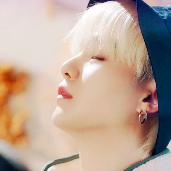 Momen yang diabadikan oleh penggemar SUGA (BTS)