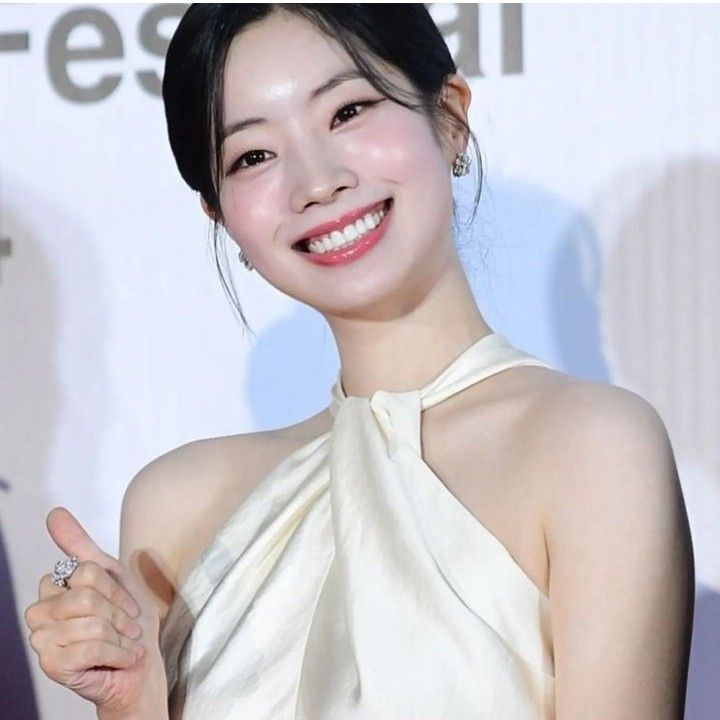 ダヒョン (TWICE)の最新写真