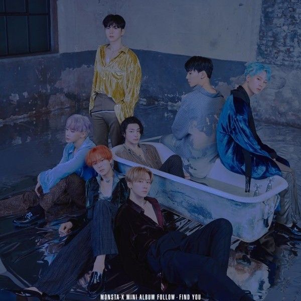 Foto aktivitas terbaru MONSTA X
