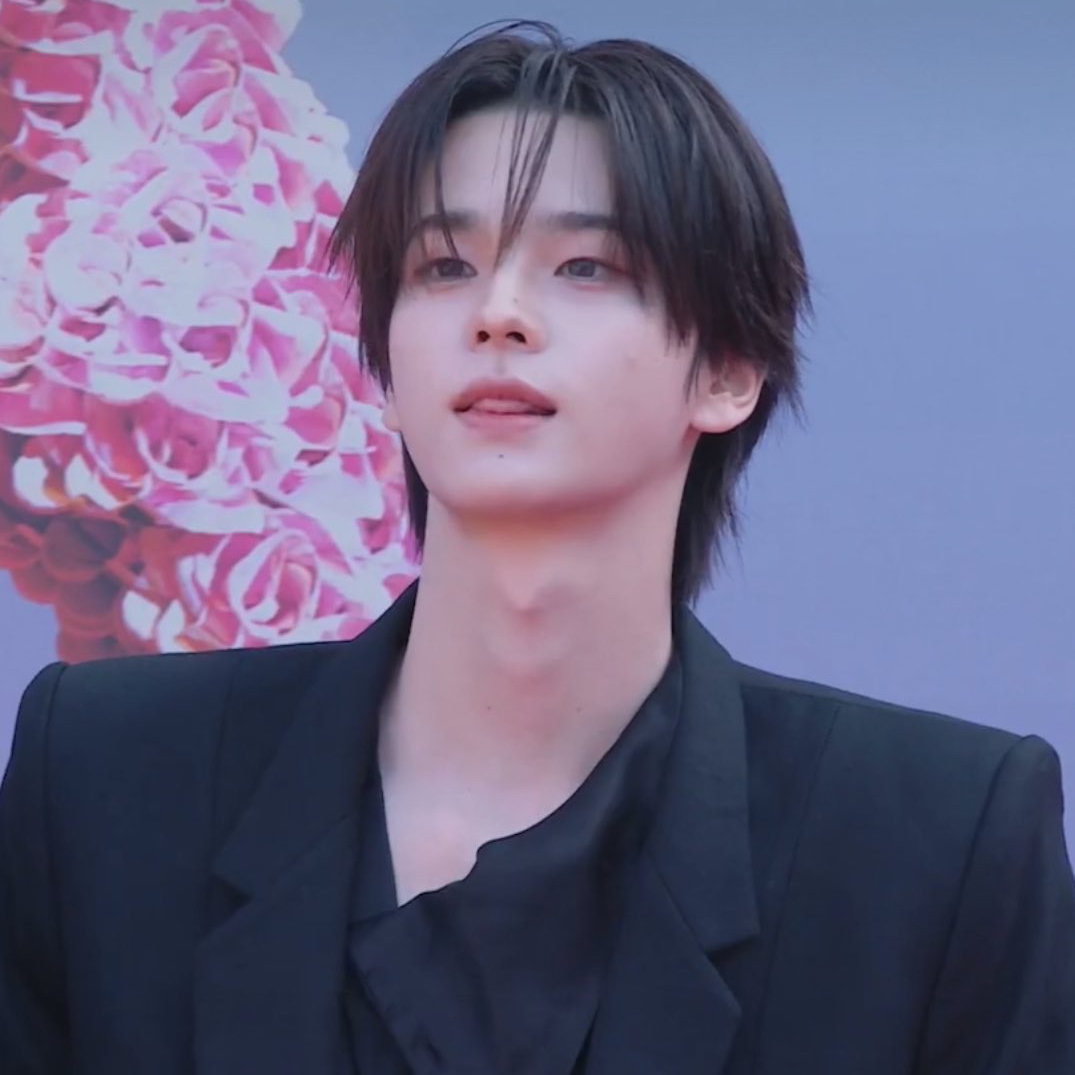 Behind-the-scenes cut of Shinyu (TWS)