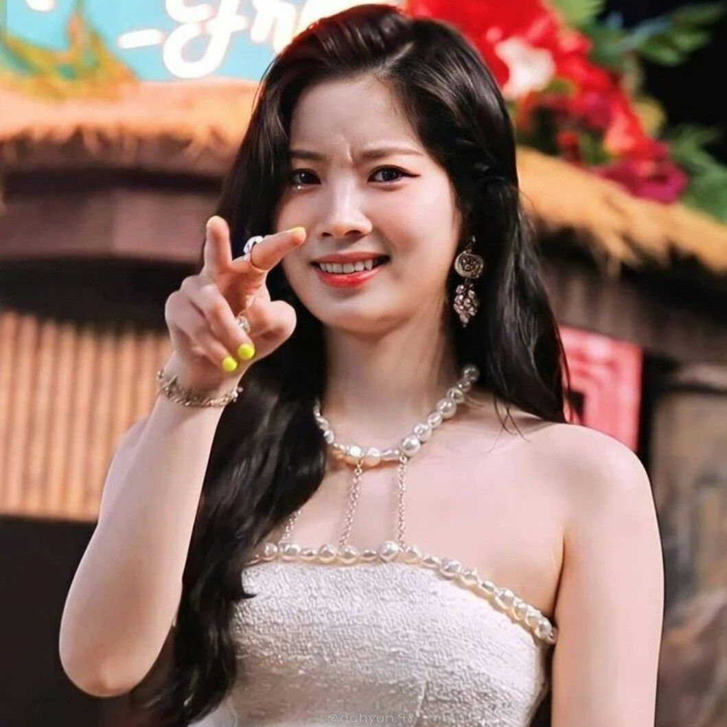 多賢 (TWICE)的最新照片