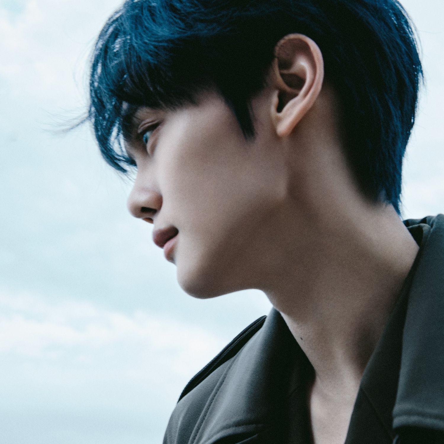 A moment captured by Kim Gyuvin (ZEROBASEONE)'s fan