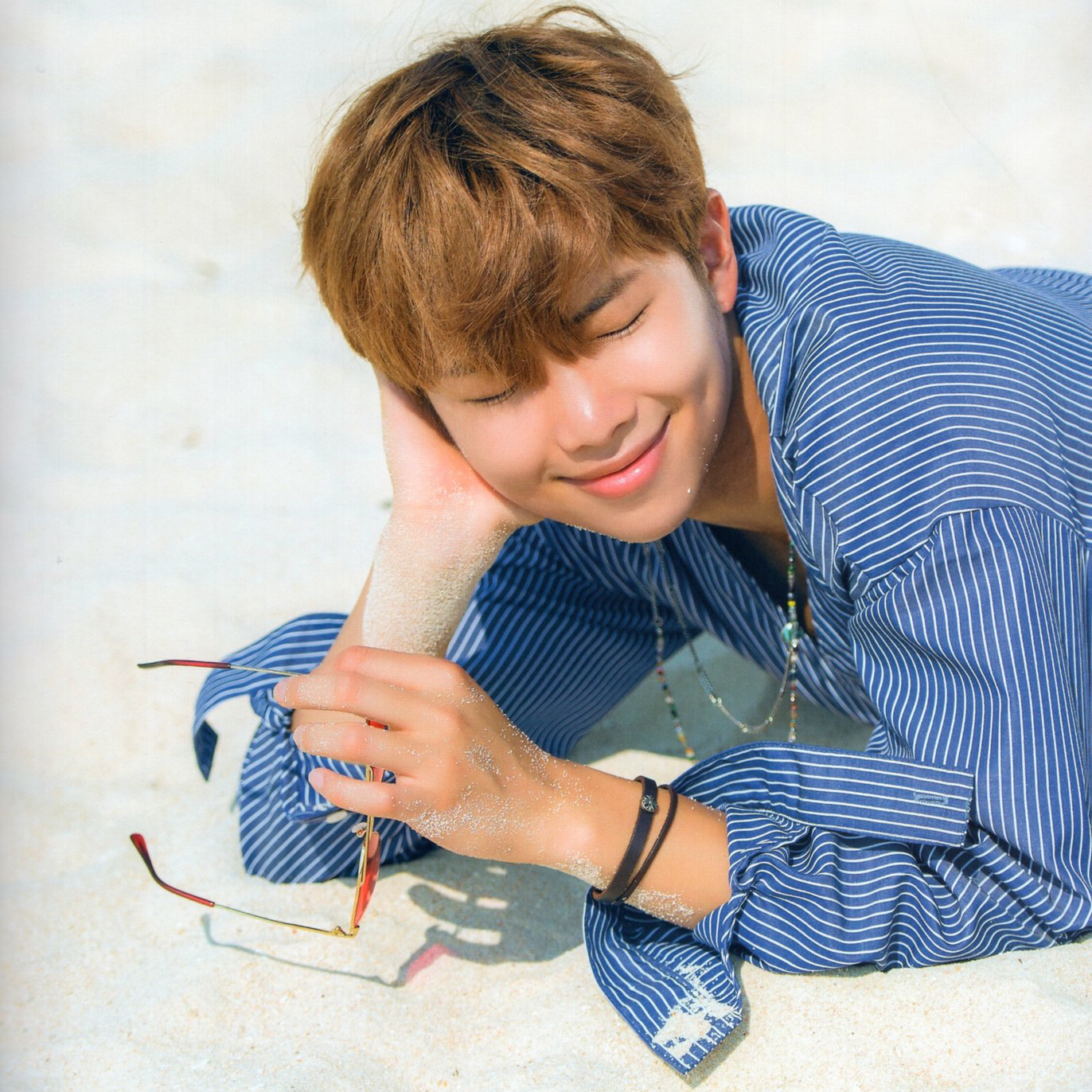 Behind-the-scenes cut of RM (BTS)